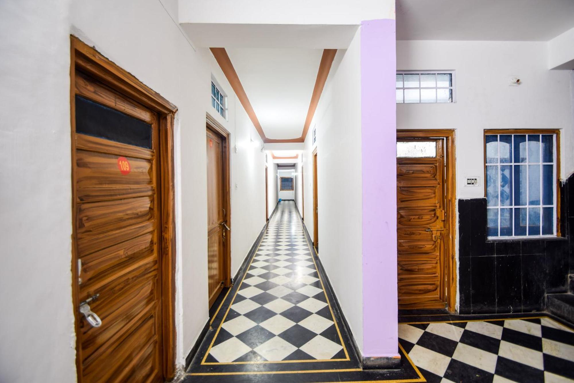 Hotel O Vip Udaipur Extérieur photo